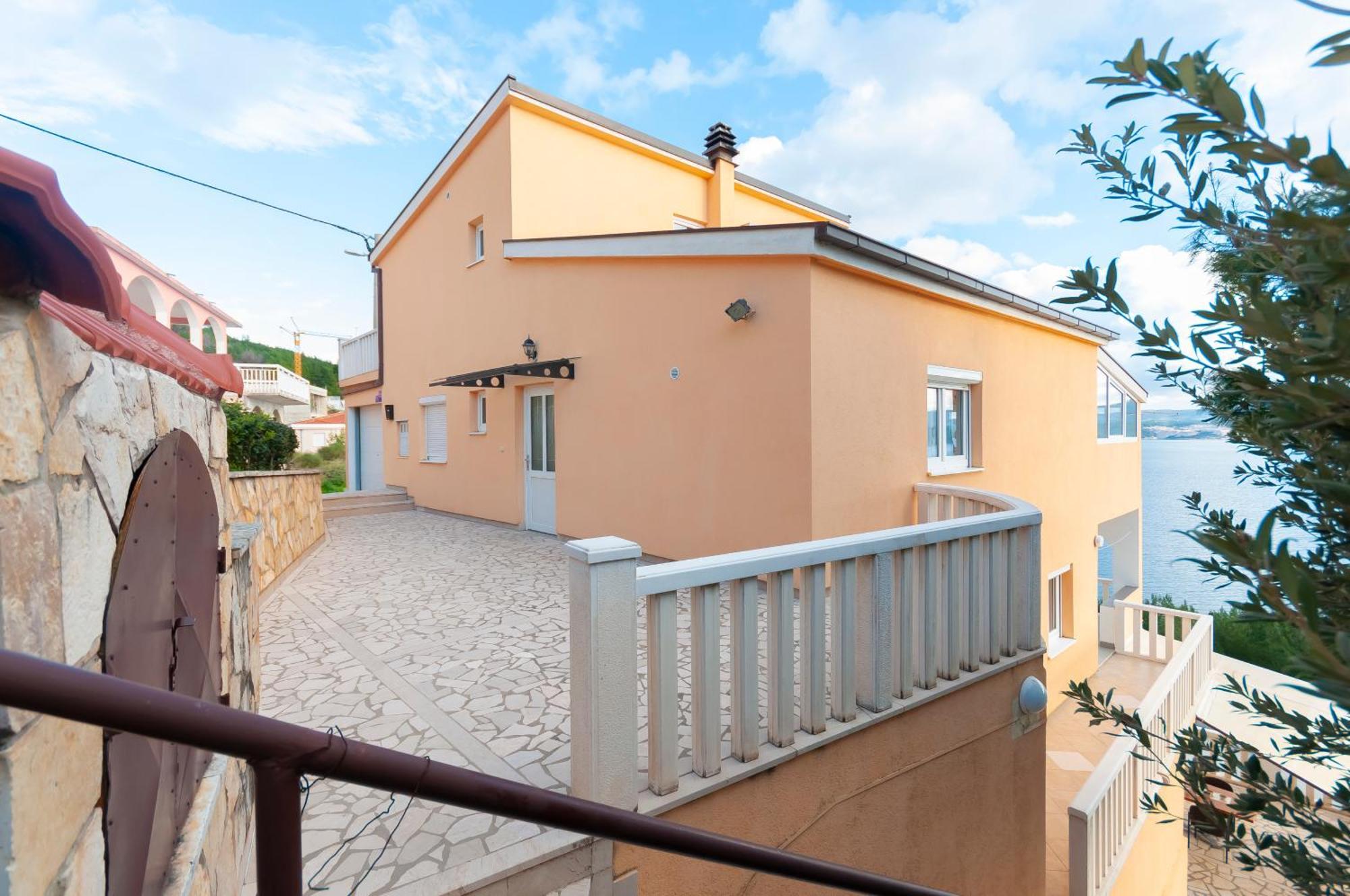 Villa Zoi Целина Екстериор снимка